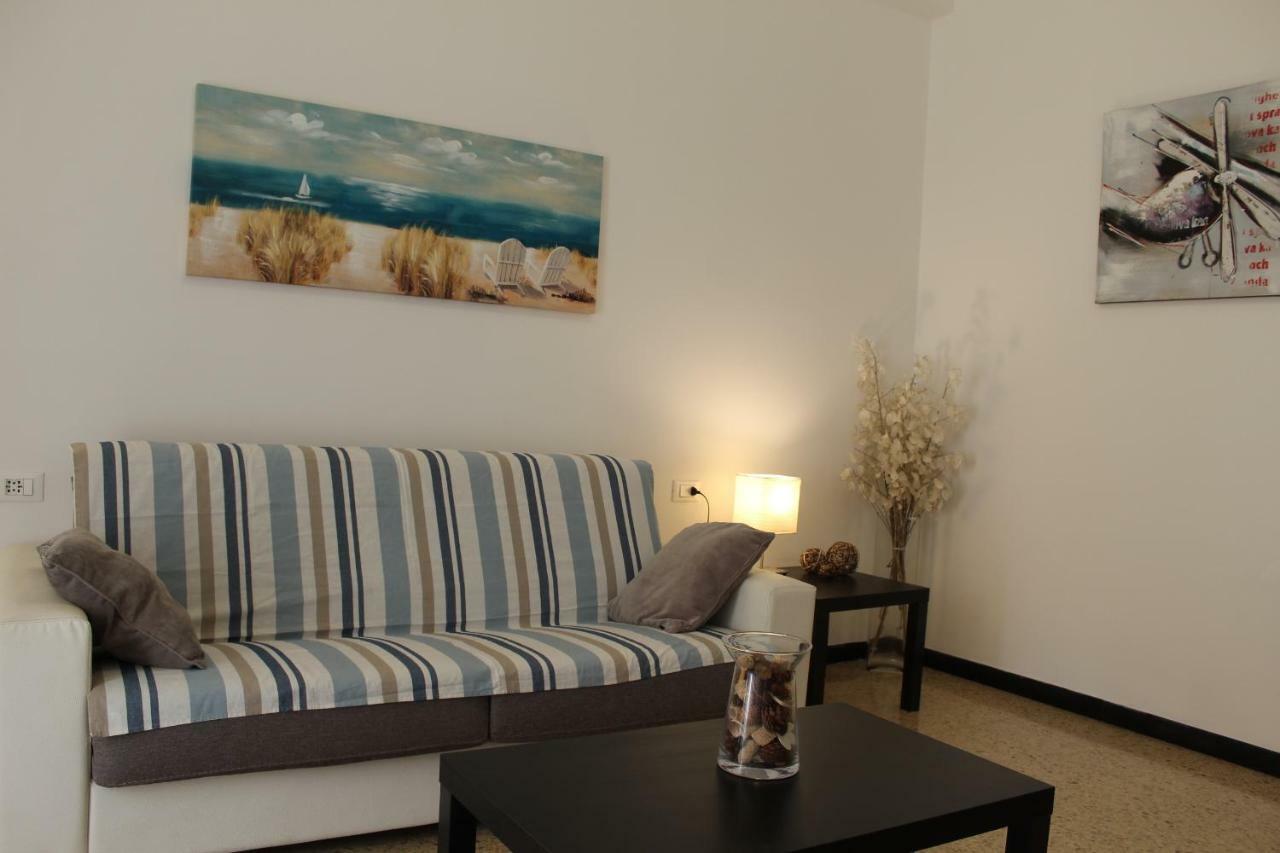 Down Town Cesar Apartment ลาสเปเซีย ภายนอก รูปภาพ